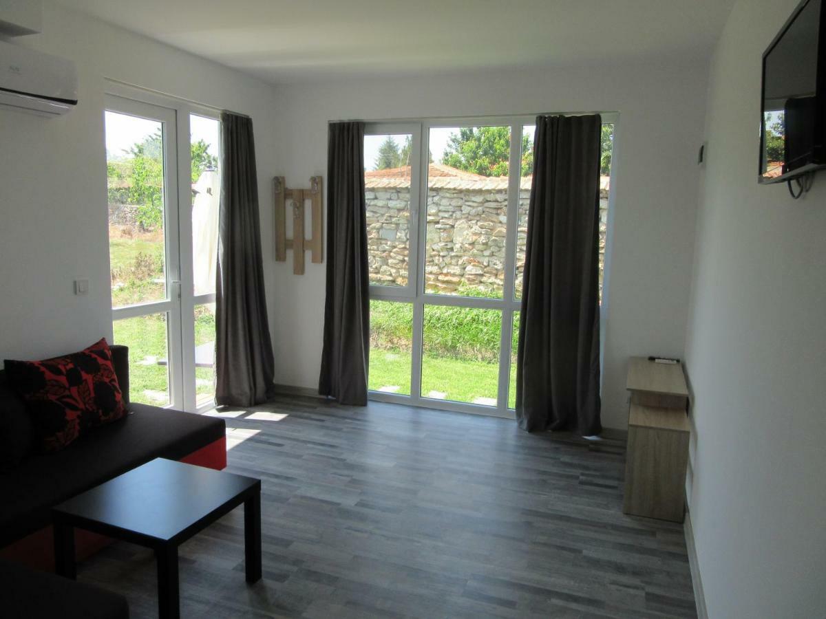 Karia Apartments Shabla Extérieur photo