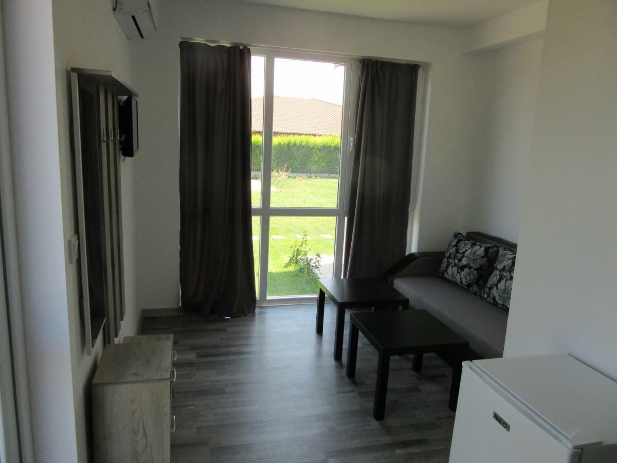 Karia Apartments Shabla Extérieur photo